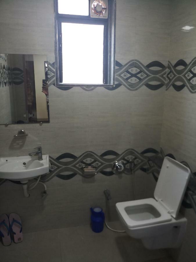 Hotel Shahi Darbar Navsari Luaran gambar